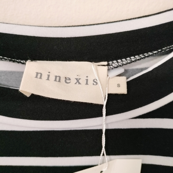 Ninexis Size Small Black White Striped Tunic Top Tie Waist Short Sleeves NWT - Picture 5 of 7